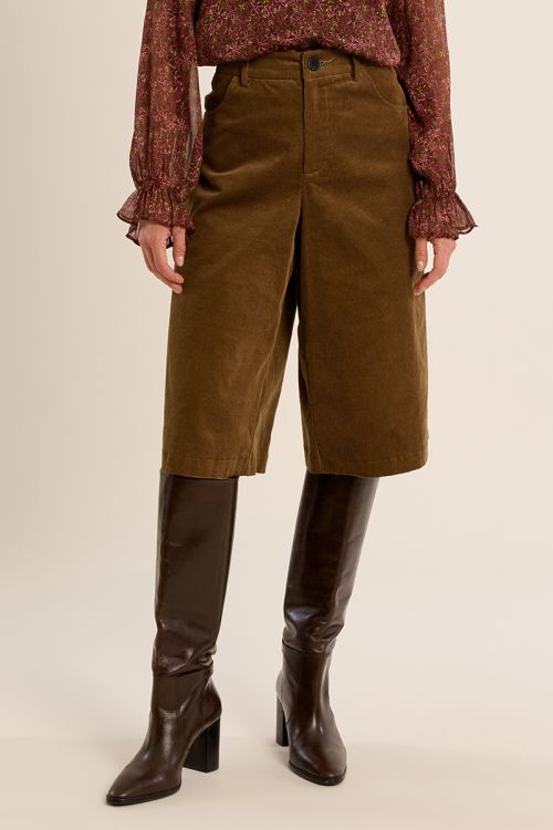 Flared Bermuda shorts
