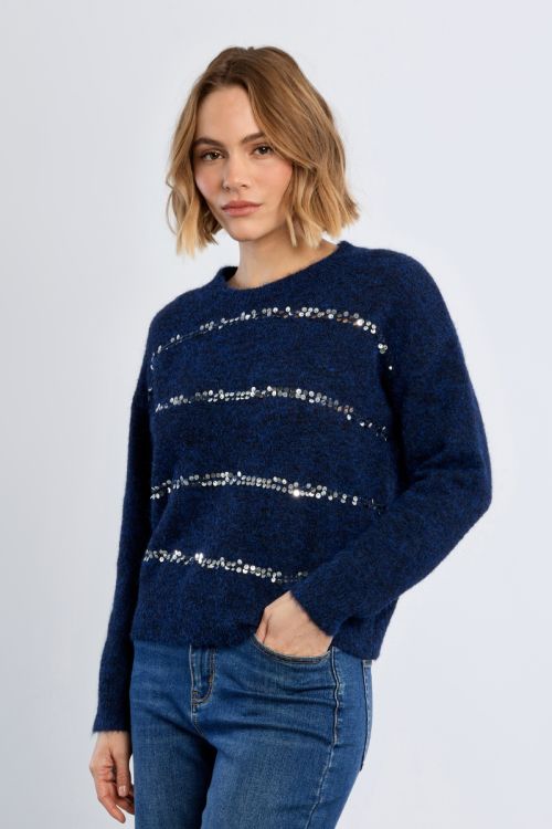 Knitted sweater, with sequins