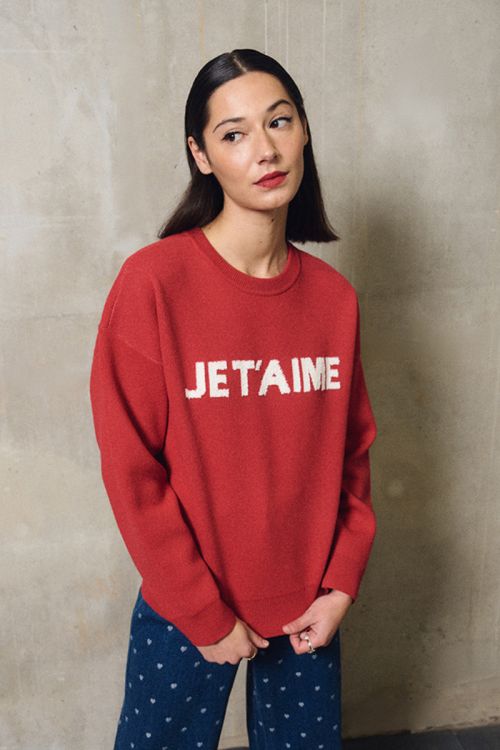 "Knitted sweater, ""I love you"" inscription"