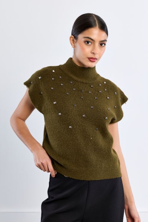 Pull sans manches clouté