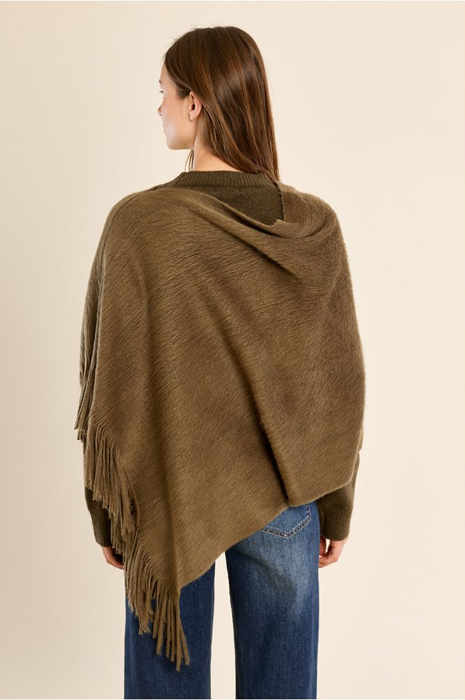 Poncho à franges, maille brossée