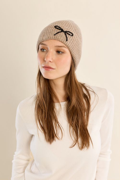 Gorro detalle lazo