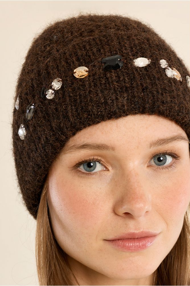 Gorro detalle abalorios