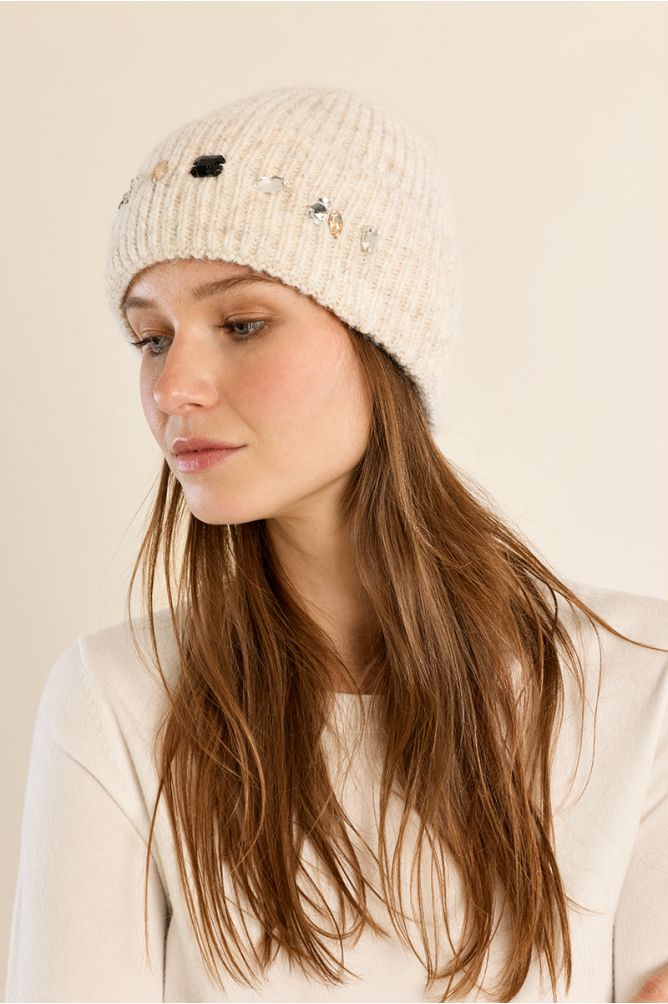 Knit hat, with rhinestones