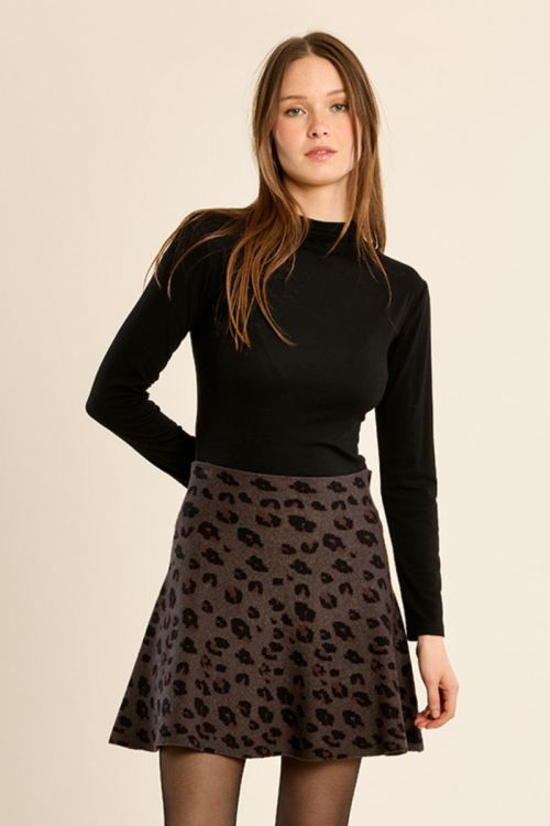 Short knit skirt, leopard