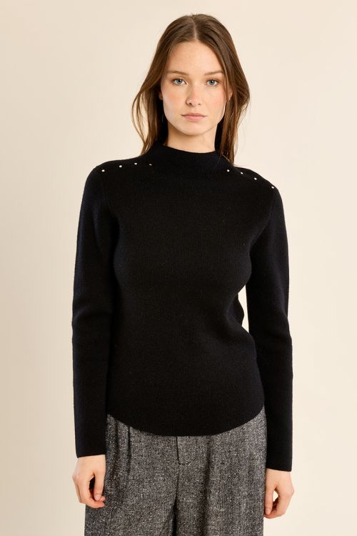 Straight sweater in fine knit