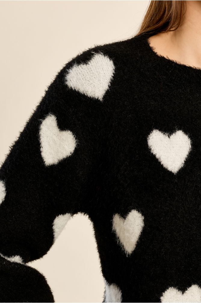 Pull droit, motif cœur