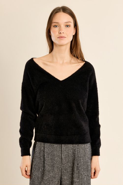 Pull duveteux, col V