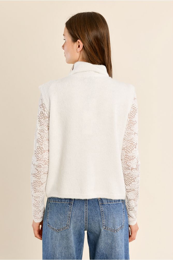 Pull sans manches, col roulé brodé
