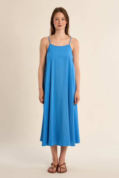 Long dress, open back
