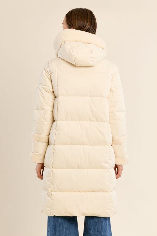 Chaqueta acolchada con capucha