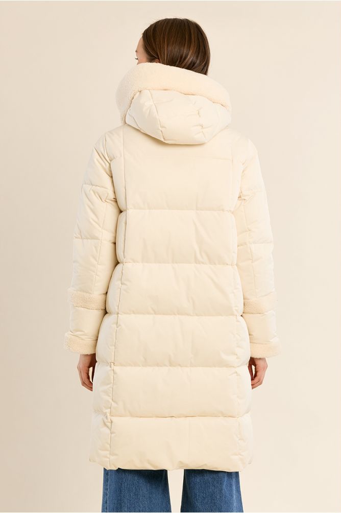 Chaqueta acolchada con capucha