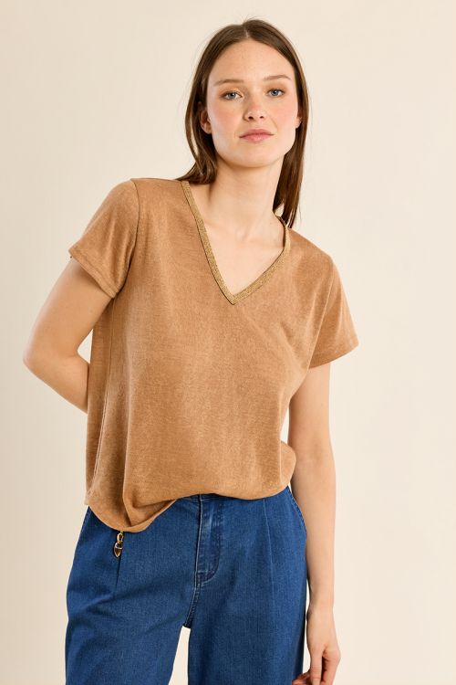 Iridescent V-neck T-shirt
