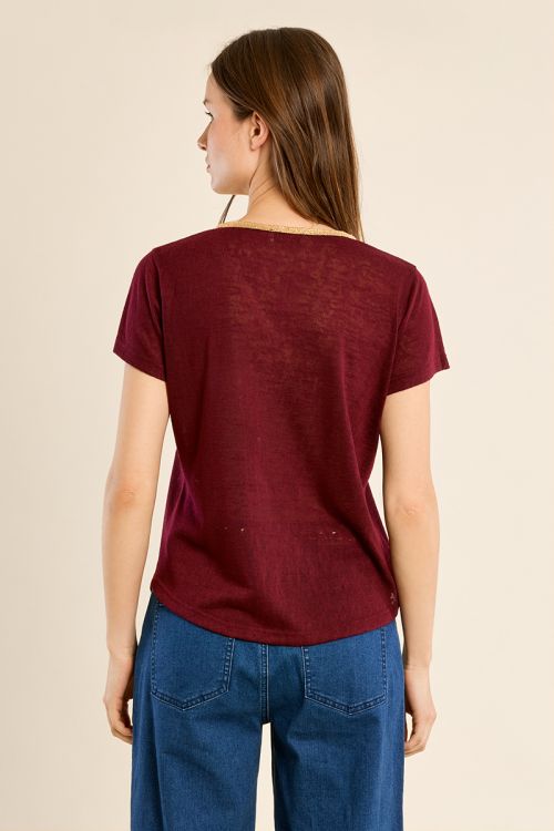 Iridescent V-neck T-shirt