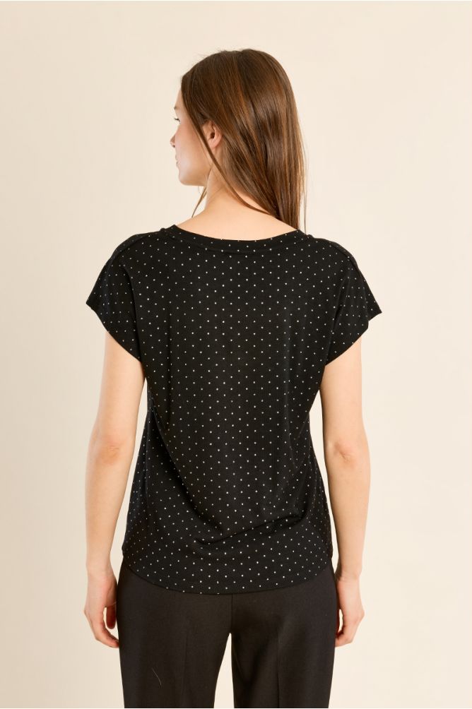Polka dot V-neck T-shirt