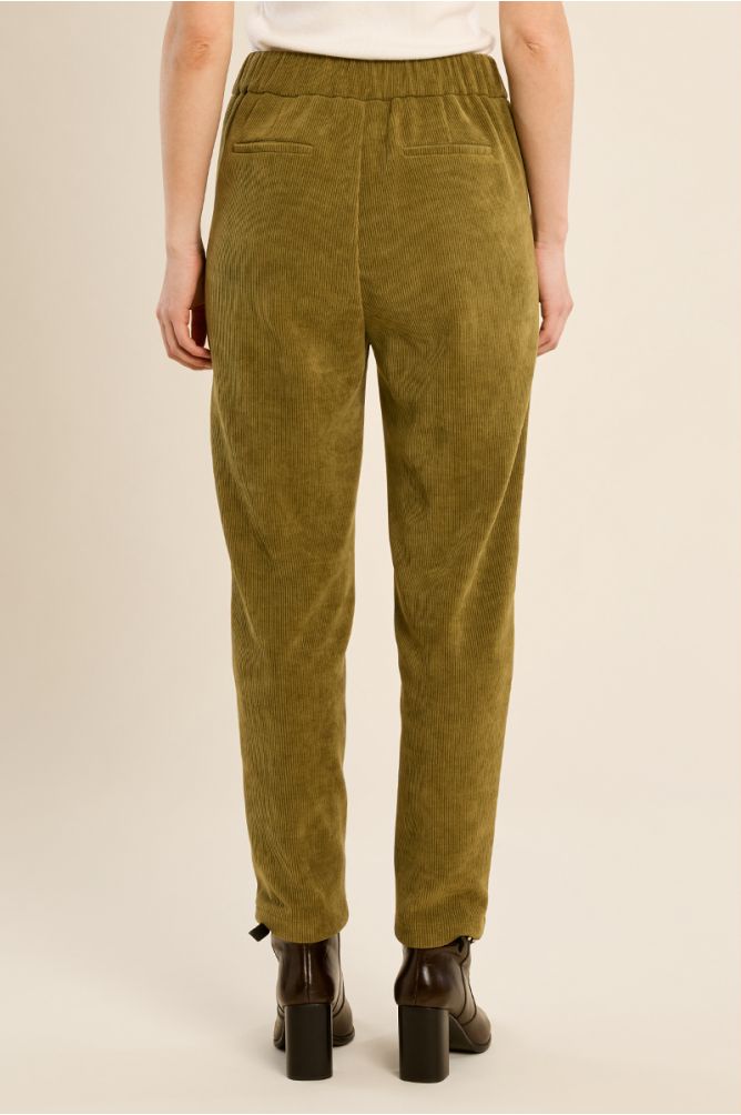 Pantalon carotte en velours