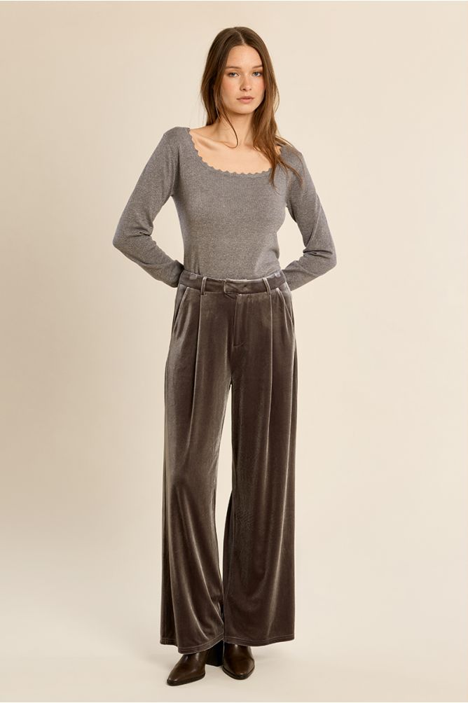 Straight-leg velvet pants