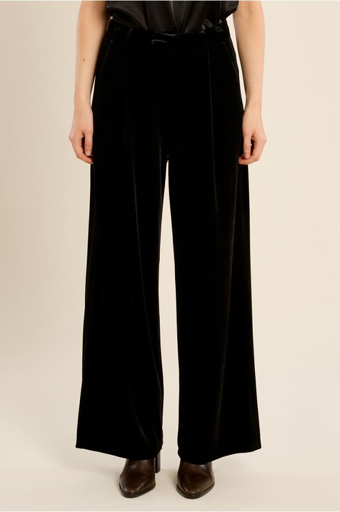 Straight-leg velvet pants