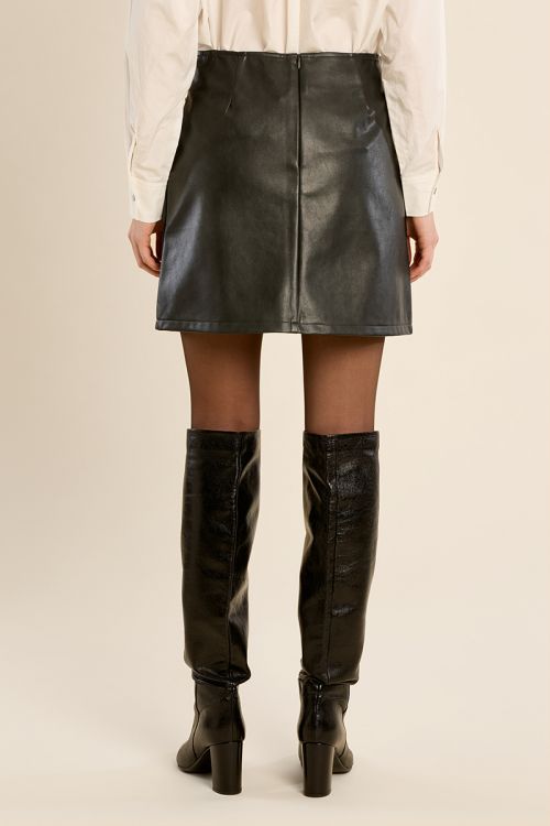 Flared skirt in faux leather