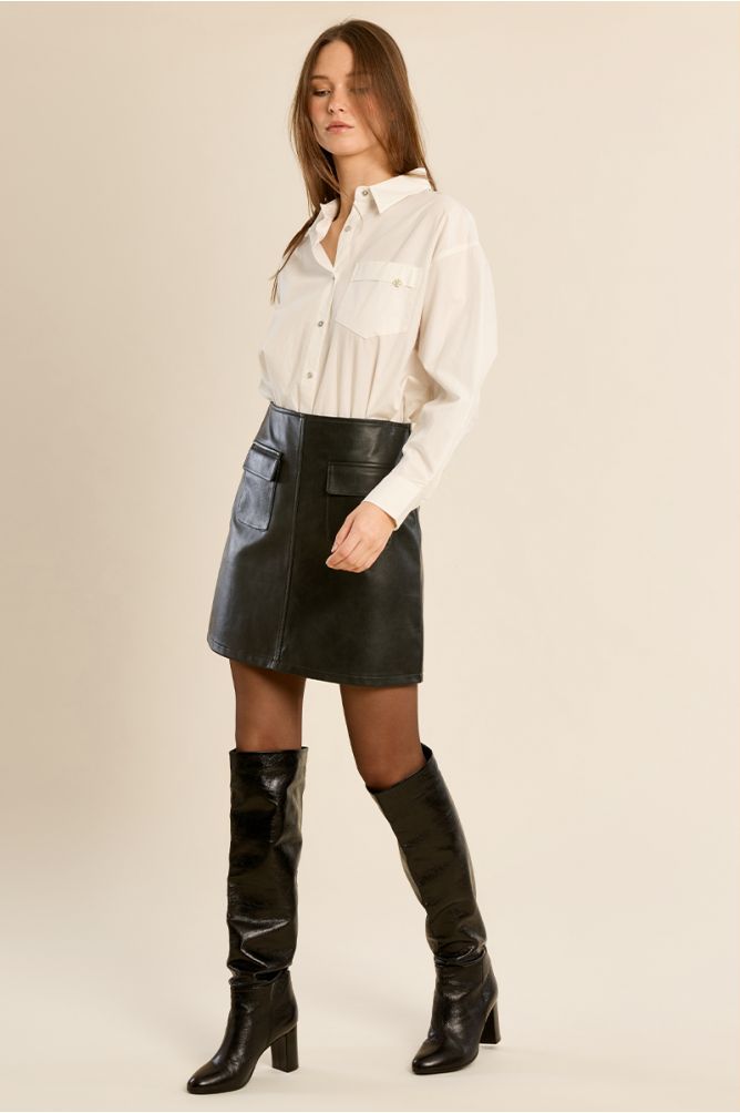 Flared skirt in faux leather