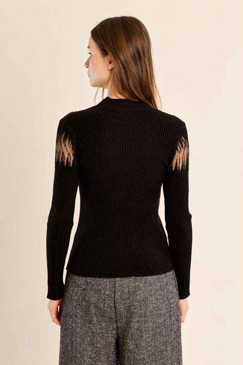 Fine ribbed sweater