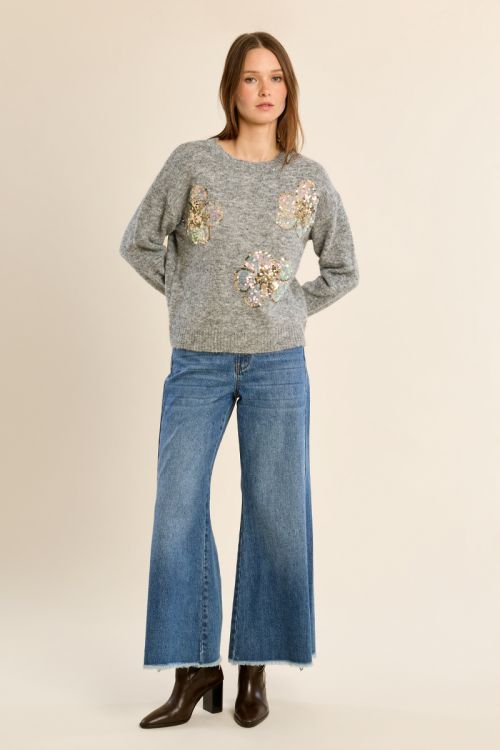 Pull en maille, fleurs en sequin