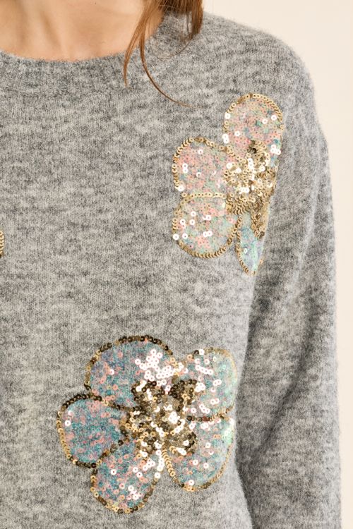 Knitted sweater, sequin flowers