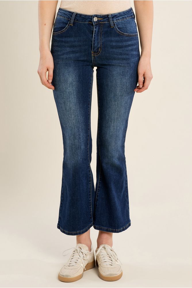 Pantalón vaquero acampanado