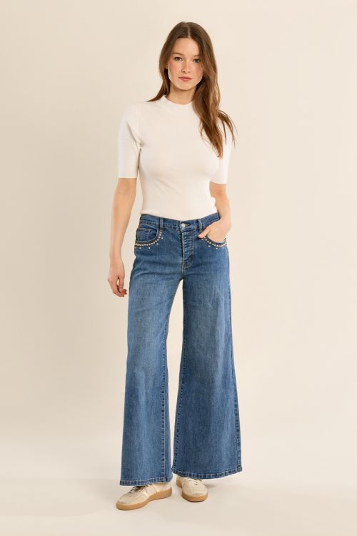 Wide denim, studded details