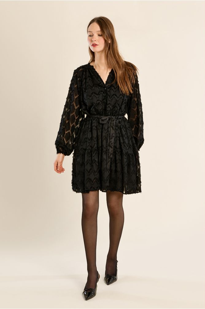 Robe semi-transparente, ceintrée