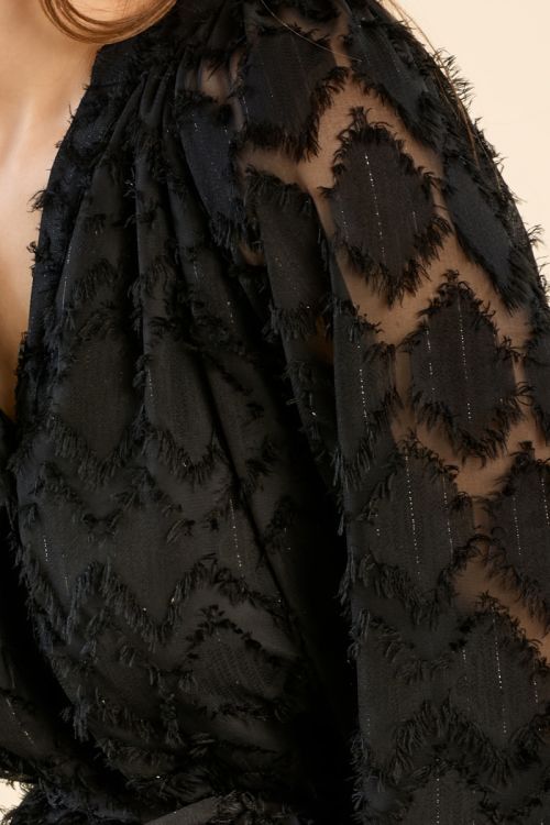 Robe semi-transparente, ceintrée