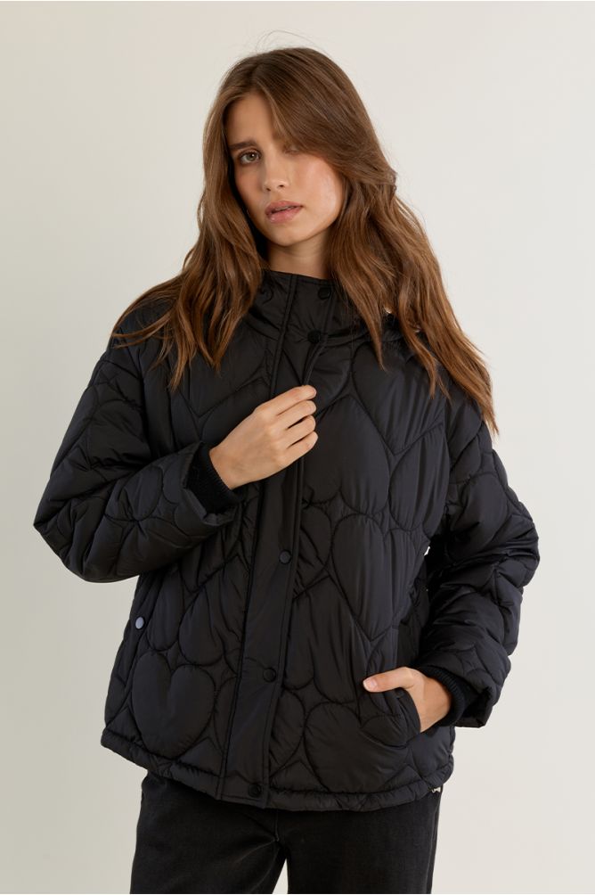Quilted puffer jacket with heart pattern
