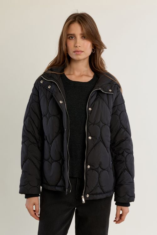 Quilted puffer jacket with heart pattern