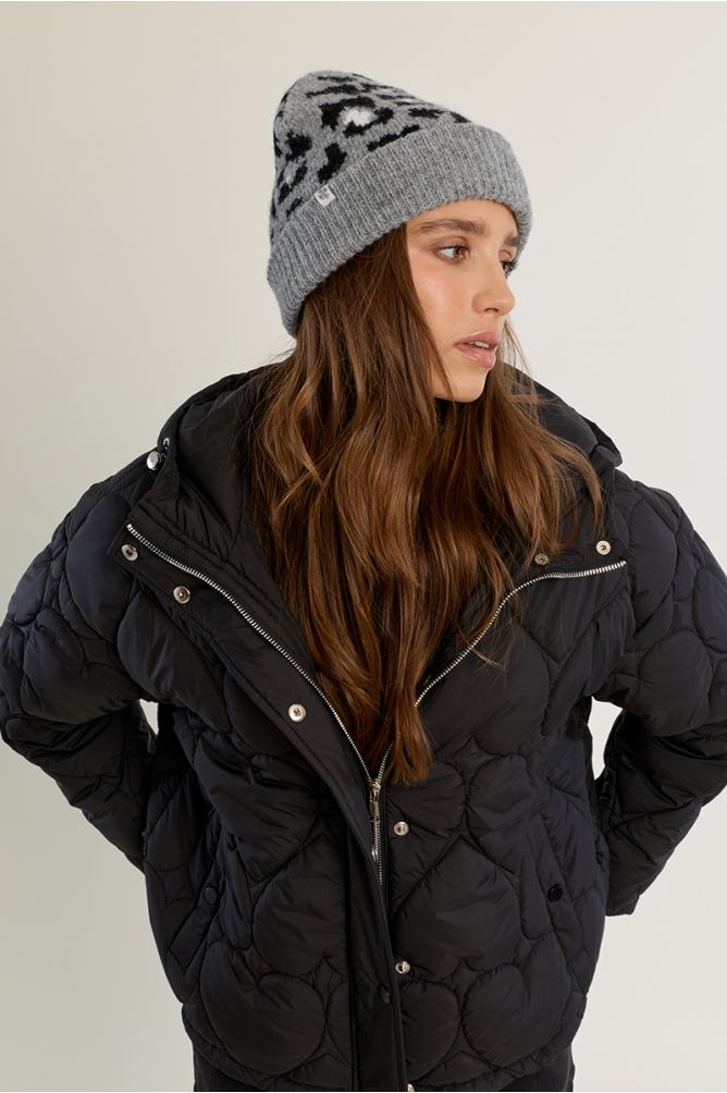 Knit beanie, leopard