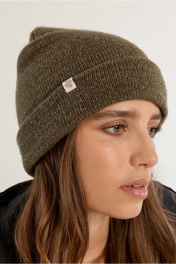 Bonnet irisé, en tricot