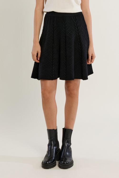 Flared knit skirt