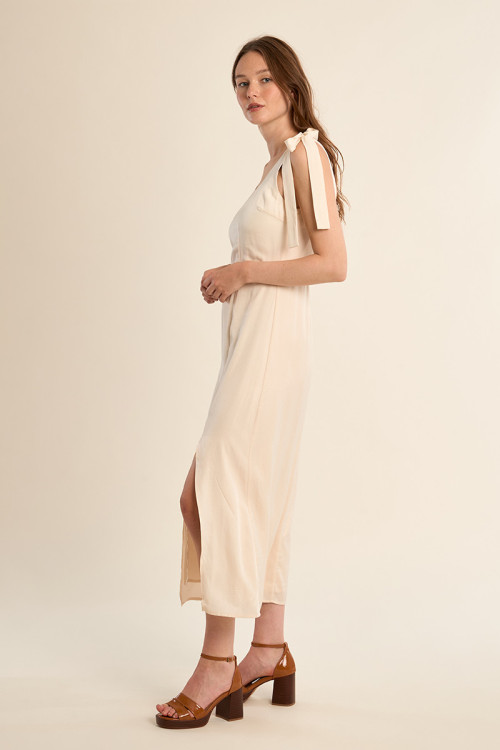 Robe longue à nouer, effet satiné