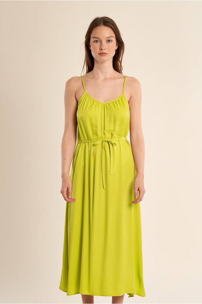 Robe longue à fines bretelles