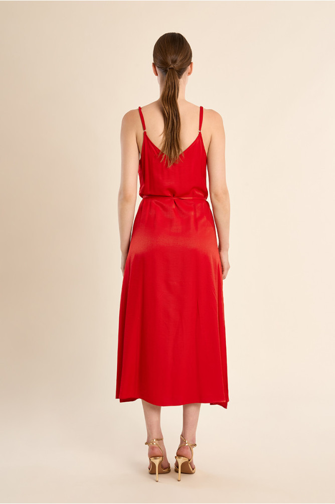 Robe longue à fines bretelles