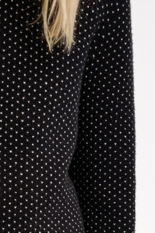 Pull en maille col rond, motif cœurs