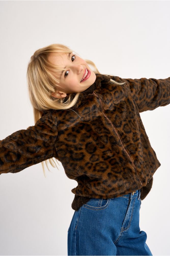 Chaqueta de peluche con estampado