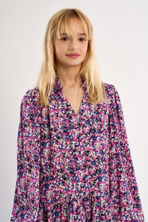 Vestido con estampado y volantes
