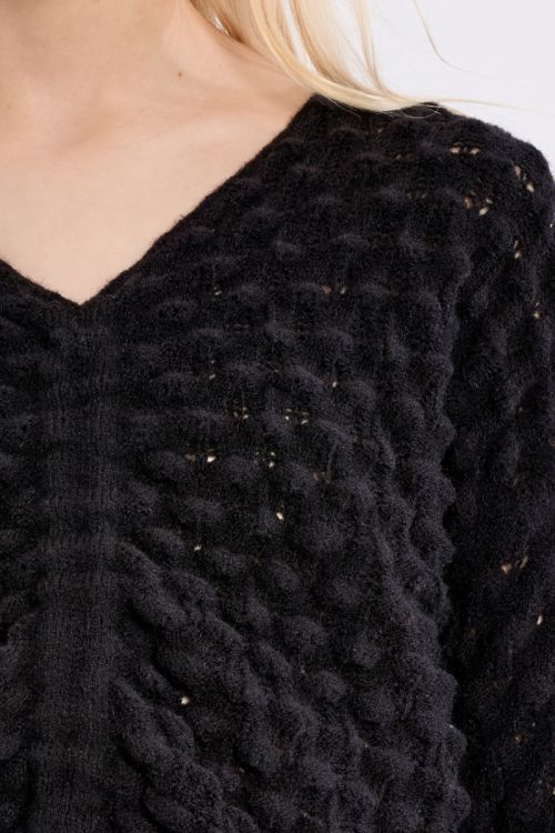 Pull col V en maille ajourée