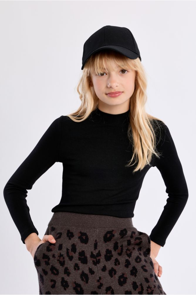 Long-Sleeved Top With High Collar