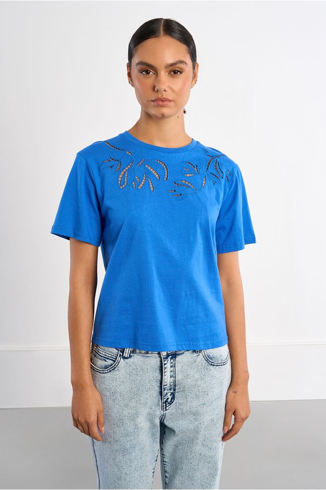 T-shirt décontracté en broderie ajourée