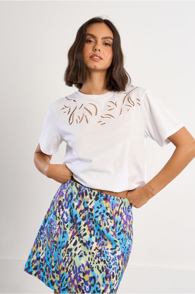 T-shirt décontracté en broderie ajourée