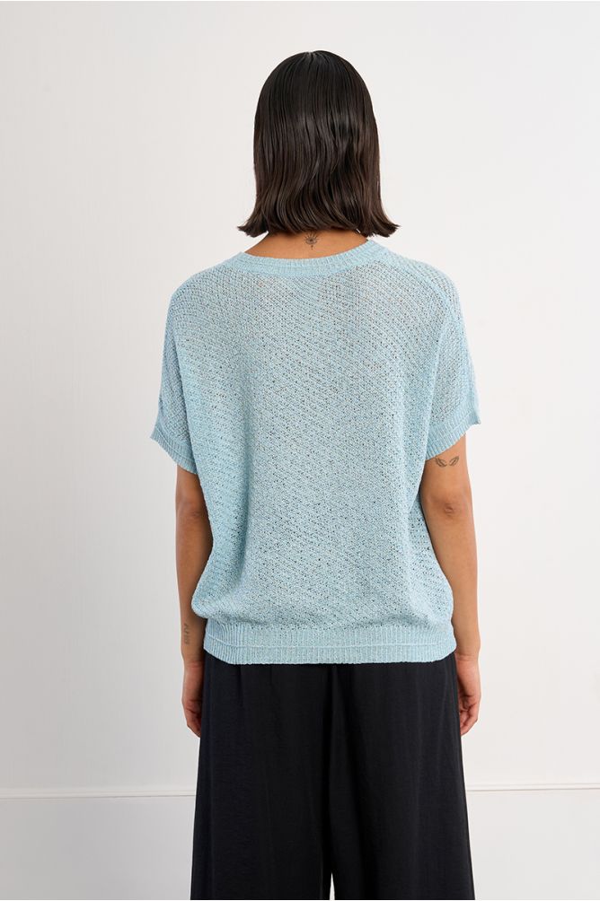 Short-sleeved knit