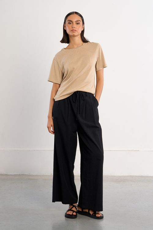 Basic casual T-shirt