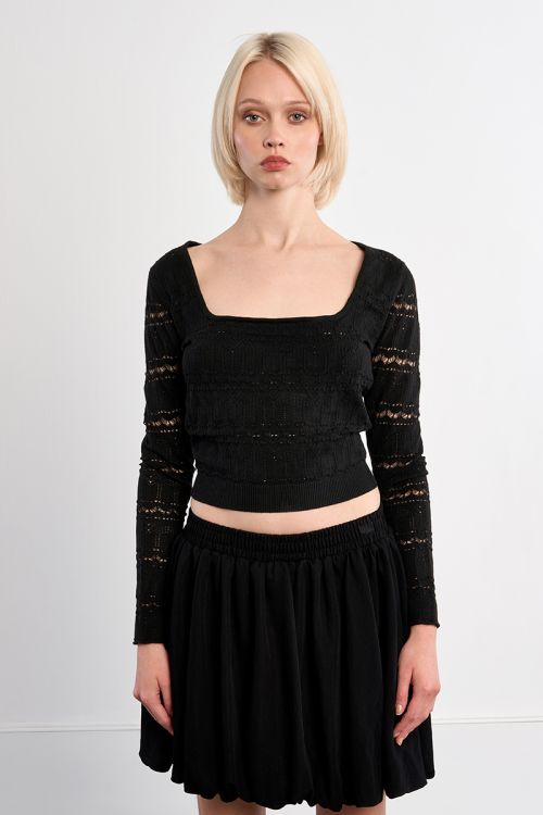 Jersey de mujer de manga larga, en punto calado.