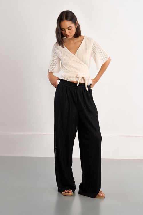 Wide pants with perforation